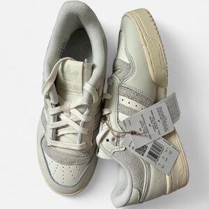 Adidas Sneakers - Rivalry 86 Low